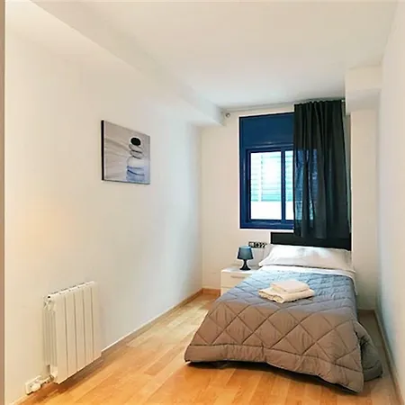 Charming 3 Bedroom In Apartman